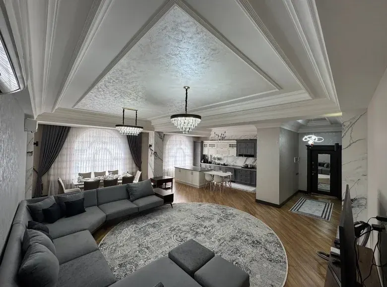 Ijaraga beriladi 3 xonali kvartira, 150 m², 2/5 qavat — Yakkasaroy tumani