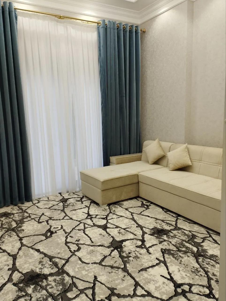 Сдаётся 2-комнатная квартира, 42 м², 1/8 этаж — Шайхантахурский район