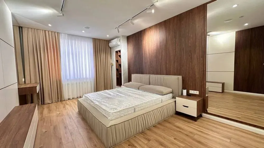 Ijaraga beriladi 3 xonali kvartira, 115 m², 7/12 qavat — Mirobod tumani