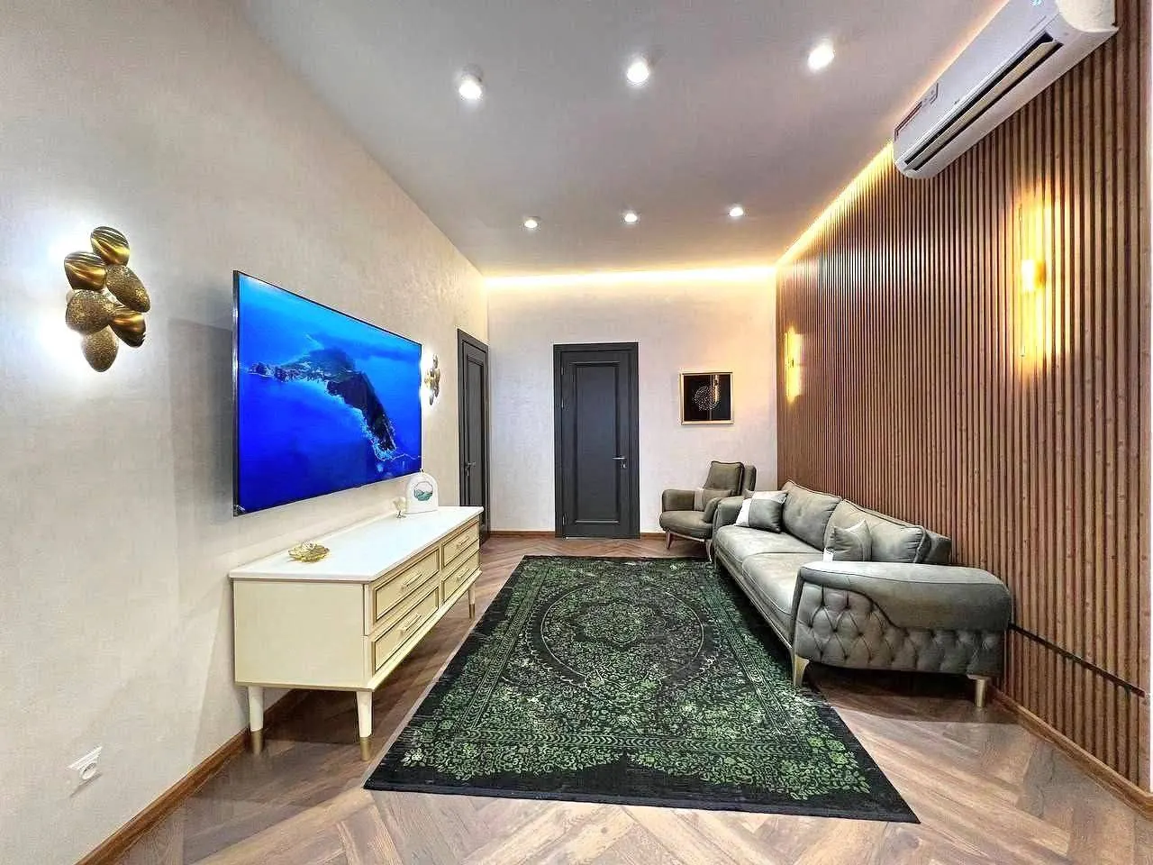 Ижарага берилади 4 хонали квартира, 135 м², 5/10 қават — Мирзо Улуғбек тумани