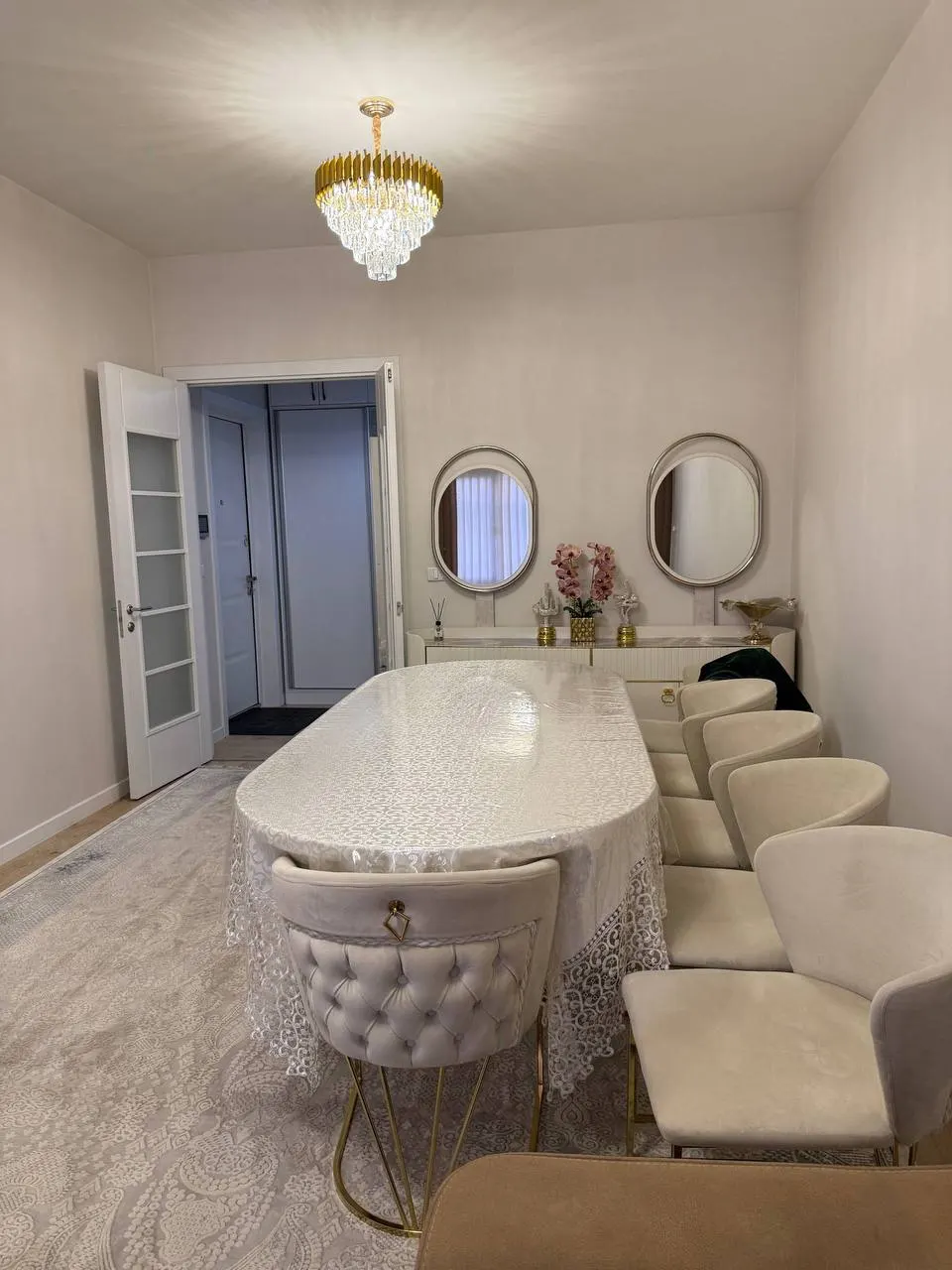 Продаётся 5-комнатная квартира, 123 м², 1/9 этаж — Алмазарский район