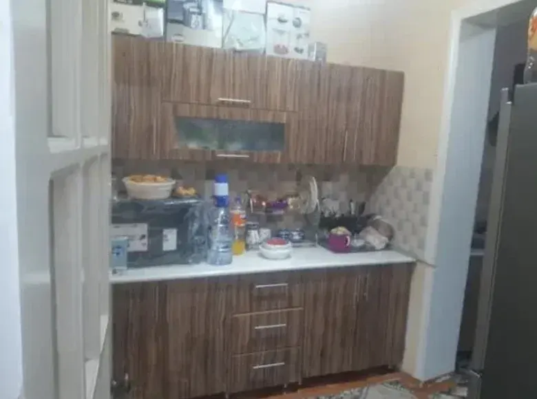 Sotiladi 3 xonali kvartira, 65 m², 3/4 qavat — Mirobod tumani