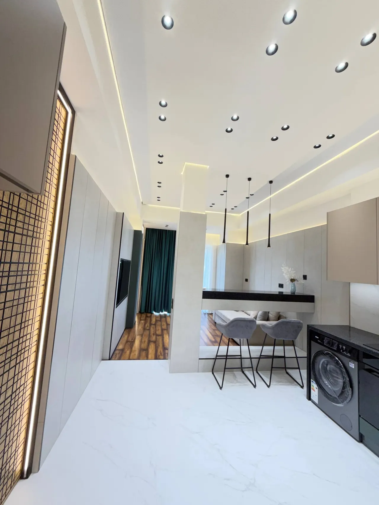 Сотилади 2 хонали квартира, 71 м², 1/7 қават — Шайхонтоҳур тумани
