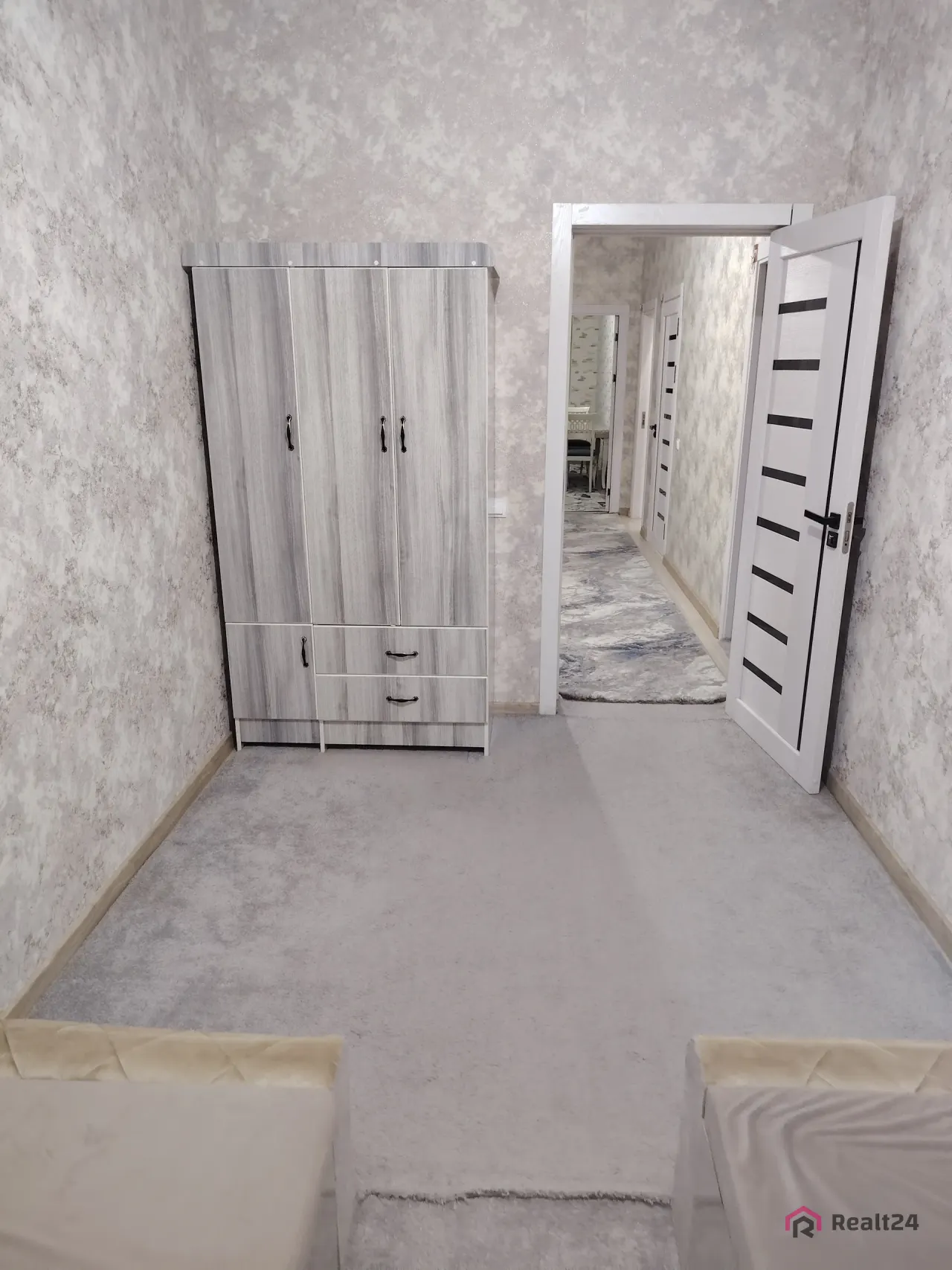 Сдаётся 4-комнатная квартира, 85 м², 5/8 этаж — Фергана