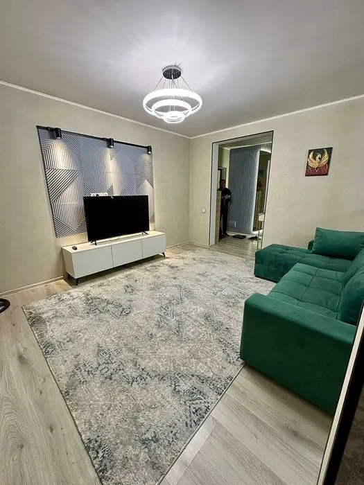 Сдаётся 2-комнатная квартира, 60 м², 5/9 этаж — Яшнабадский район