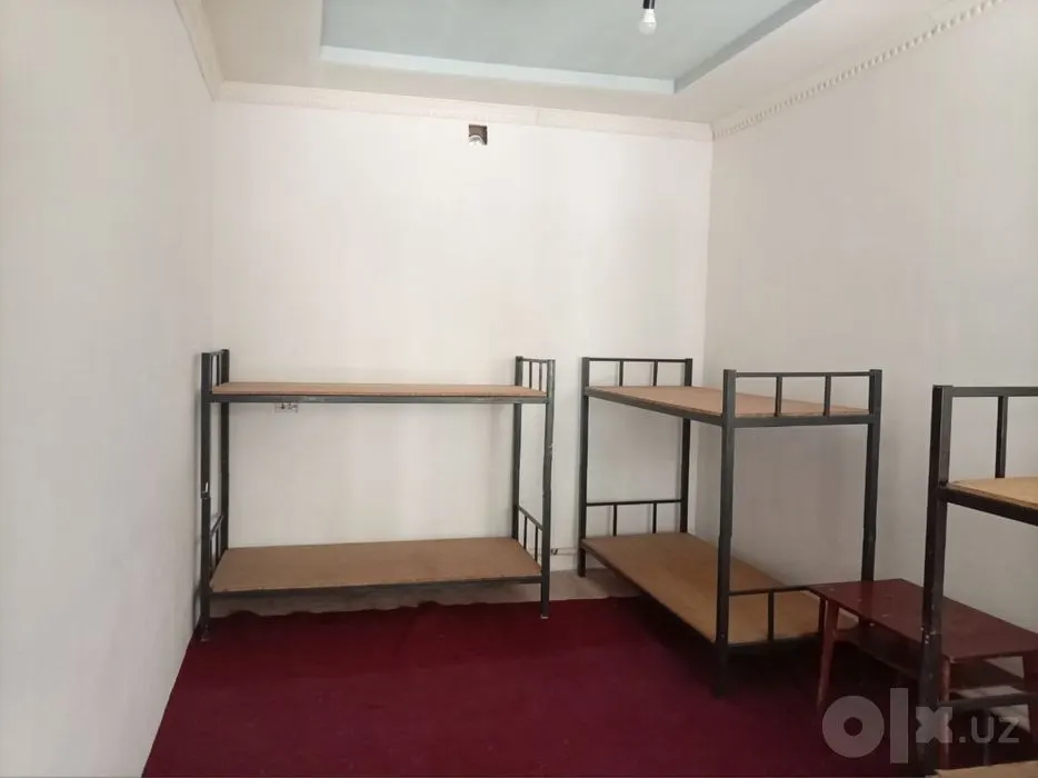 Сдаётся 3-комнатная квартира, 300 м², 1/1 этаж — Мирабадский район