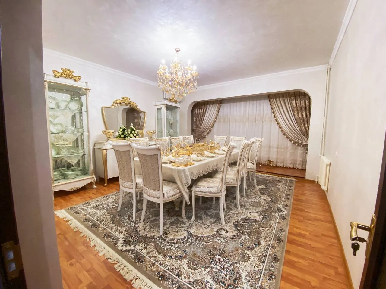 Продаётся 3-комнатная квартира, 75 м², 6/9 этаж — Яккасарайский район