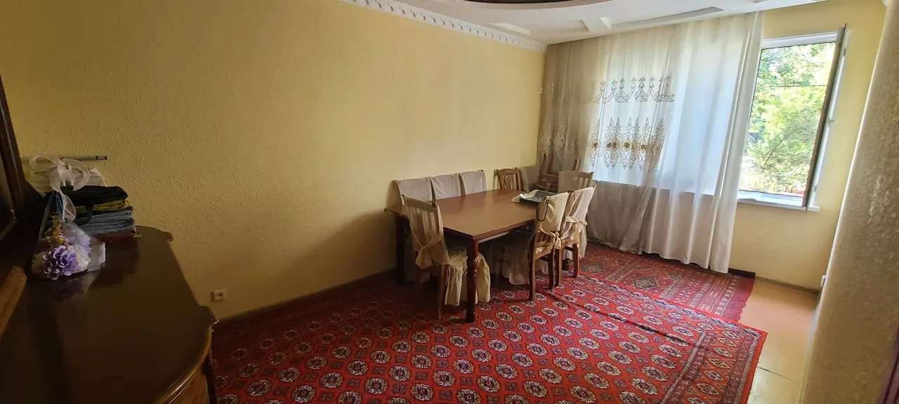 Продаётся 4-комнатная квартира, 75 м², 2/4 этаж — Учтепинский район