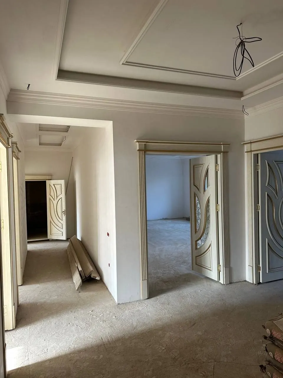 Сотилади 8 хонали квартира, 360 м², 2/7 қават — Миробод тумани