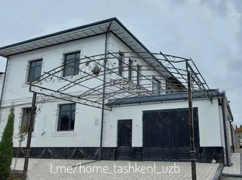 Сотилади 5 хонали ҳовли уй, 250 м² — Мирзо Улуғбек тумани