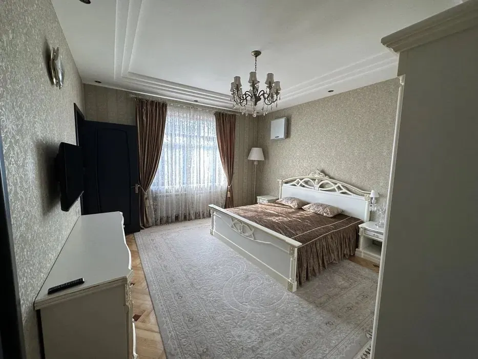 Ijaraga beriladi 4 xonali kvartira, 180 m², 3/7 qavat — Yashnobod tumani