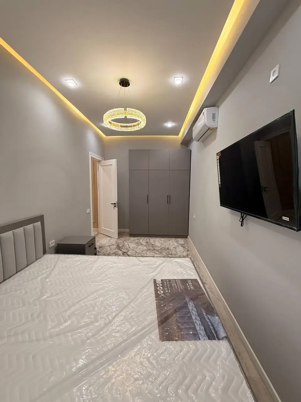 Sotiladi 2 xonali kvartira, 55 m², 9/16 qavat — Yakkasaroy tumani