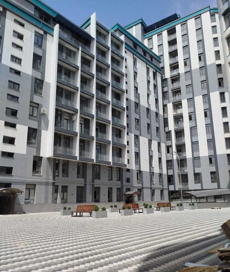 Продаётся 1-комнатная квартира, 38 м², 9/9 этаж — Яккасарайский район