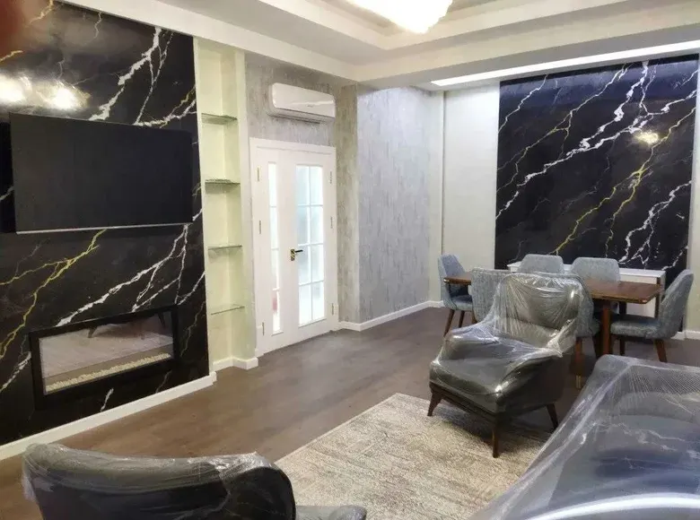 Сдаётся 3-комнатная квартира, 105 м², 5/8 этаж — Шайхантахурский район