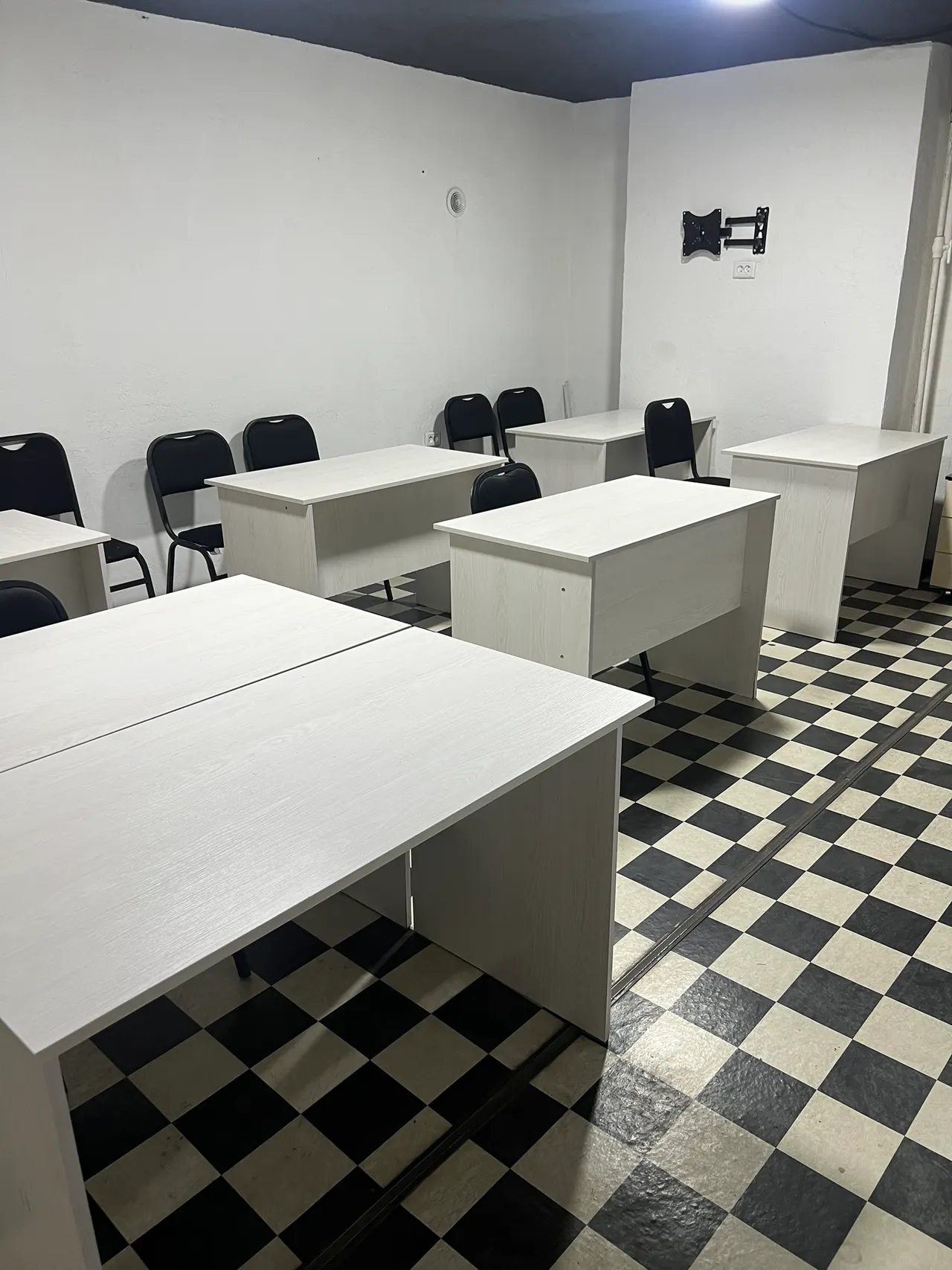 Ижарага берилади тижорат биноси, 200 м² — Шайхонтоҳур тумани