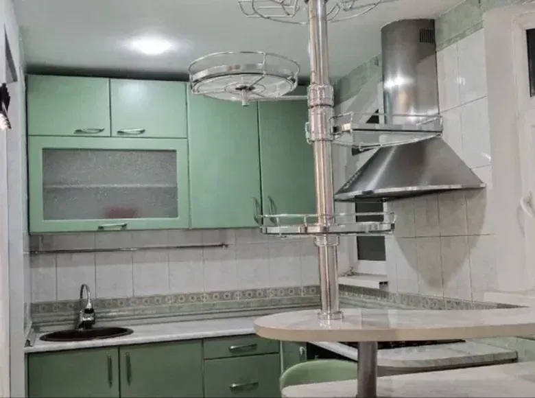 Sotiladi 1 xonali kvartira, 42 m², 2/4 qavat — Yunusobod tumani