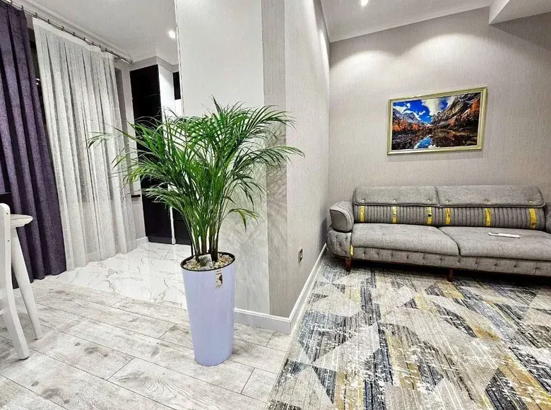 Сотилади 2 хонали квартира, 60 м², 8/8 қават — Мирзо Улуғбек тумани