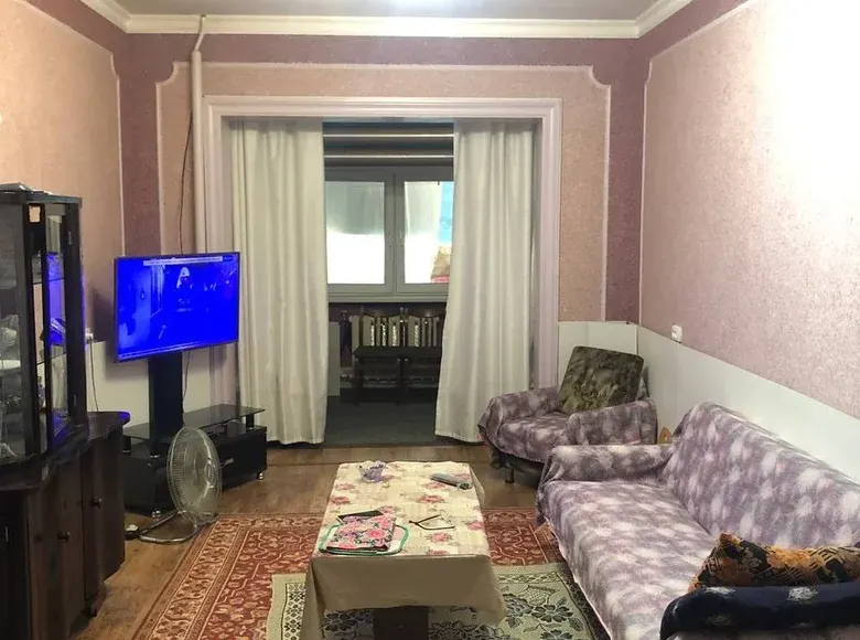 Продаётся 3-комнатная квартира, 78 м², 3/4 этаж — Мирзо-Улугбекский район