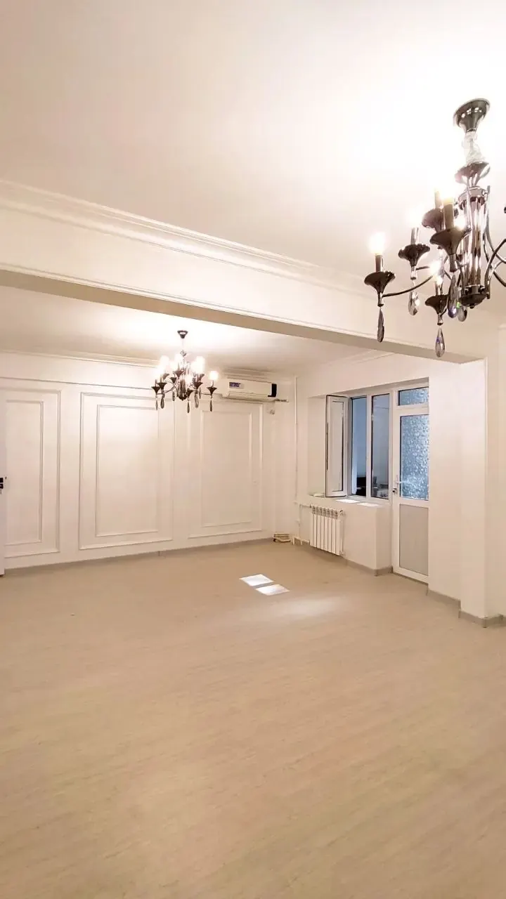 Сотилади 3 хонали квартира, 67 м², 1/5 қават — Олмазор тумани