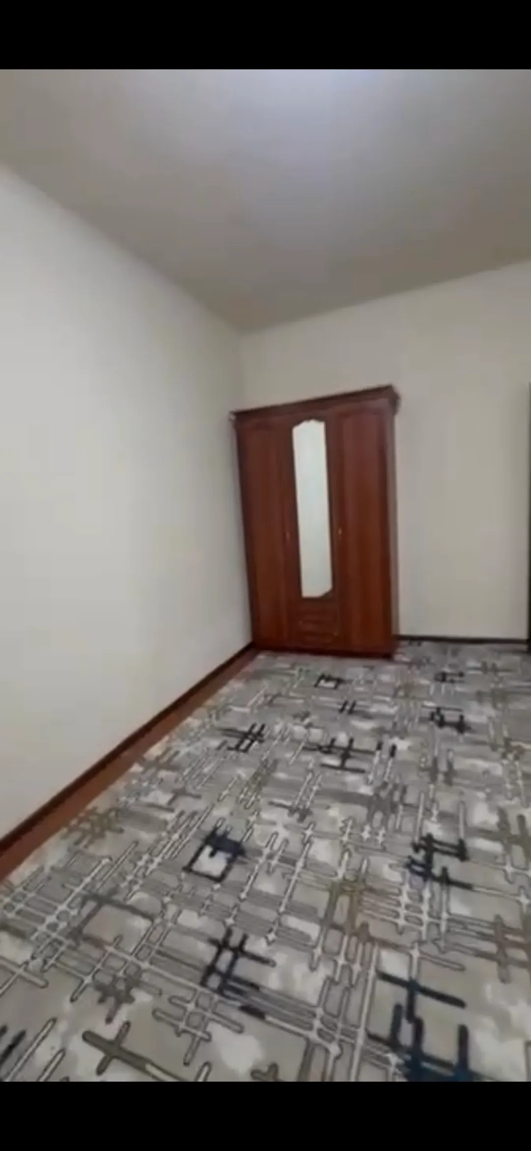 Сдаётся 1-комнатная квартира, 33 м², 3/5 этаж — Чиланзарский район