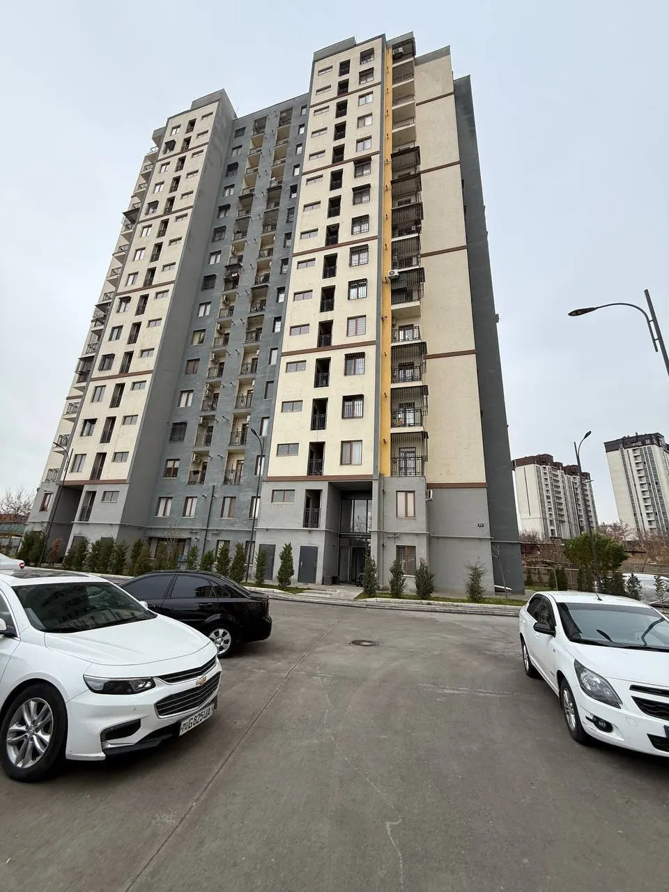 Продаётся 4-комнатная квартира, 81 м², 9/13 этаж — Юнусабадский район