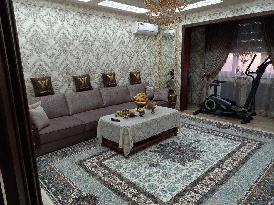 Сдаётся 2-комнатная квартира, 70 м², 3/9 этаж — Яшнабадский район