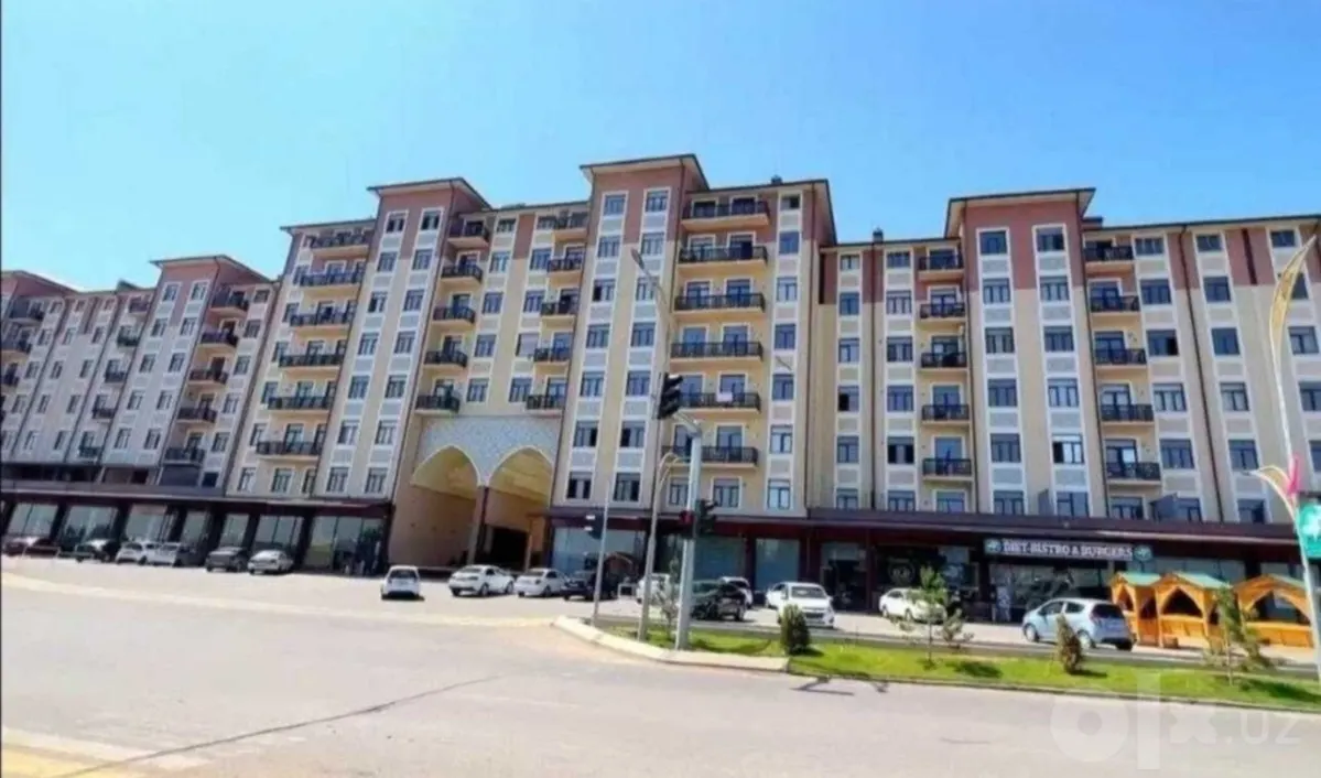 Sotiladi 2 xonali kvartira, 41 m², 1/7 qavat — Zangiota tumani