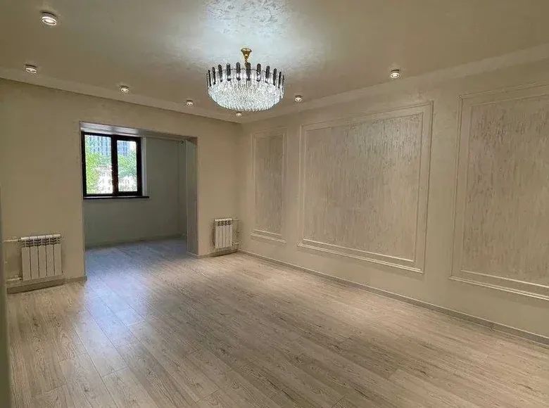Сотилади 4 хонали квартира, 97 м², 2/9 қават — Яккасарой тумани