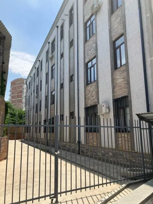 Сотилади 1 хонали квартира, 30 м², 2/4 қават — Мирзо Улуғбек тумани