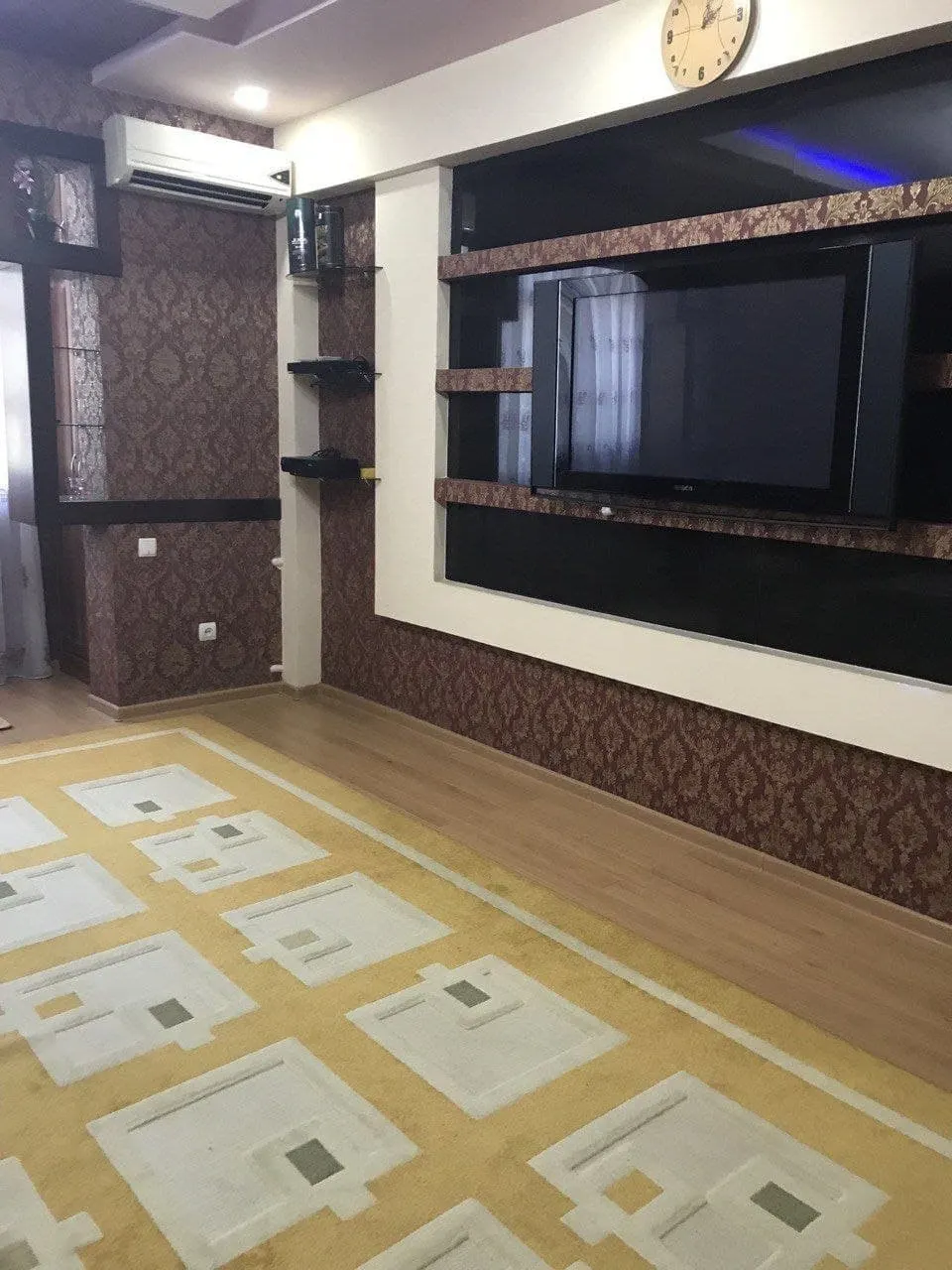 Ижарага берилади 2 хонали квартира, 75 м², 2/9 қават — Яккасарой тумани