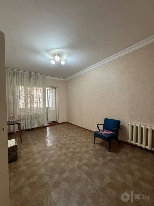 Продаётся 1-комнатная квартира, 40 м², 3/5 этаж — Яккасарайский район