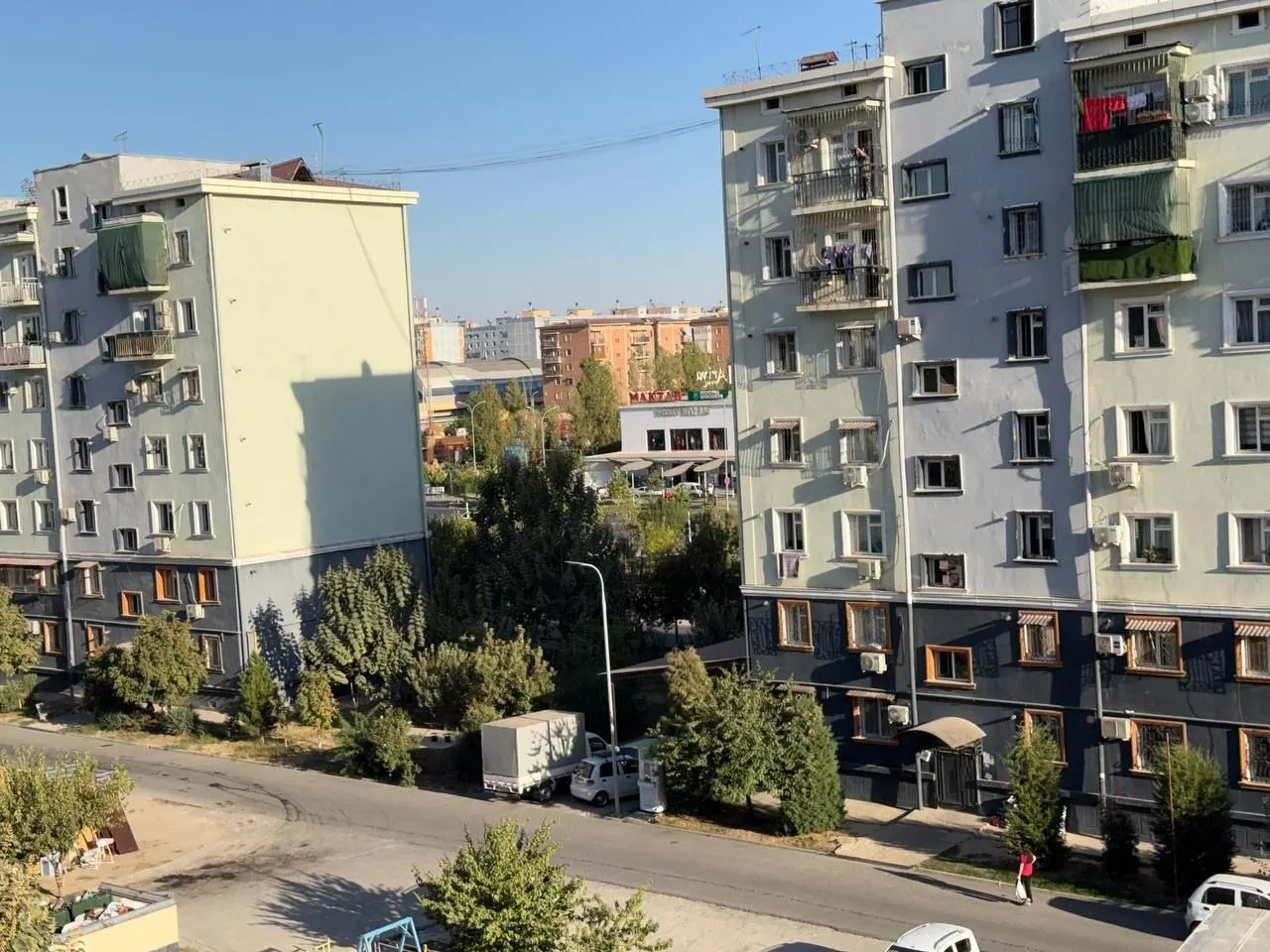 Сотилади 3 хонали квартира, 57 м², 5/7 қават — Янгиҳаёт тумани