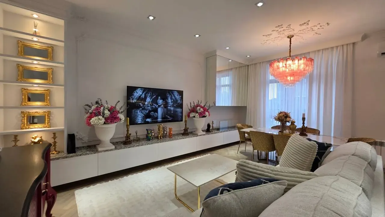 Продаётся 3-комнатная квартира, 90 м², 7/8 этаж — Яккасарайский район
