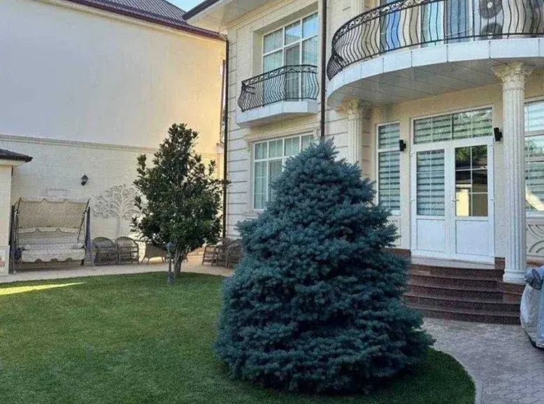 Продаётся 18-комнатный дом, 11 сот. — Юнусабадский район