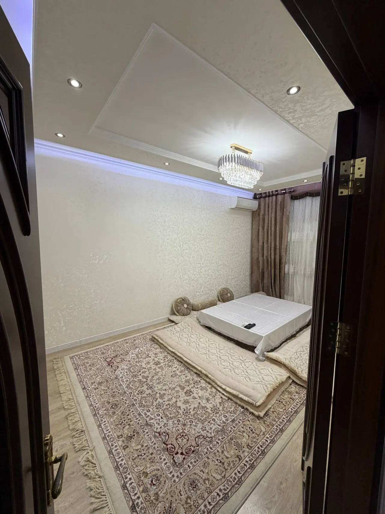 Продаётся 3-комнатная квартира, 72 м², 2/5 этаж — Шайхантахурский район