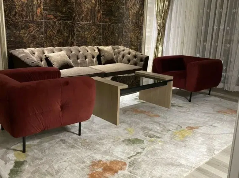 Ijaraga beriladi 3 xonali kvartira, 80 m², 2/8 qavat — Mirobod tumani