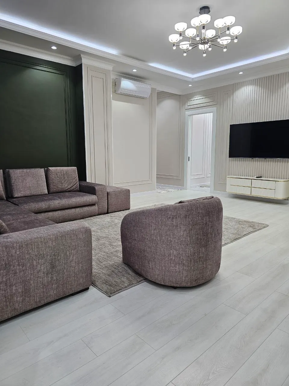 Сдаётся 4-комнатная квартира, 180 м², 9/10 этаж — Мирзо-Улугбекский район