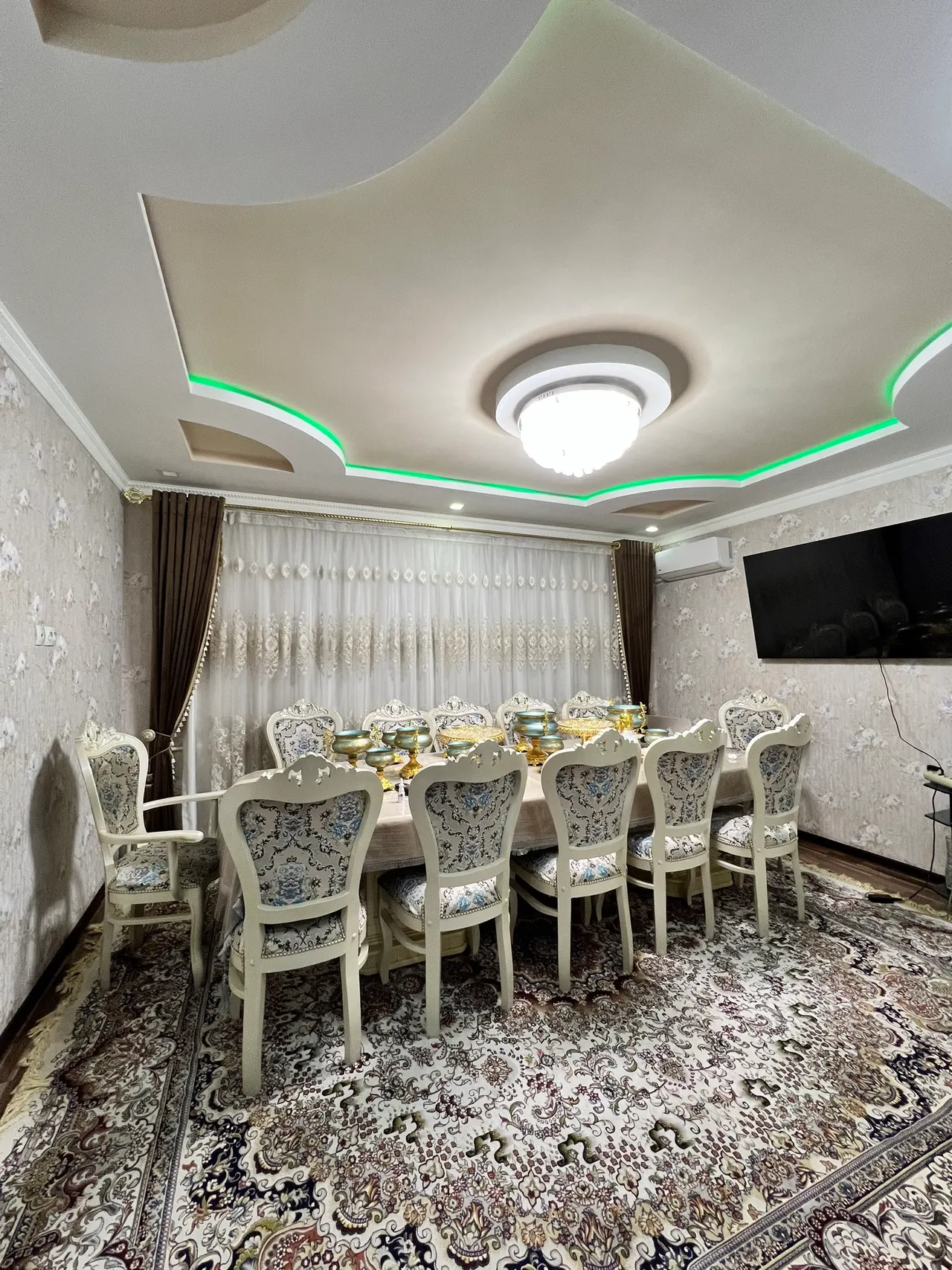 Продаётся 3-комнатная квартира, 74 м², 9/9 этаж — Шайхантахурский район
