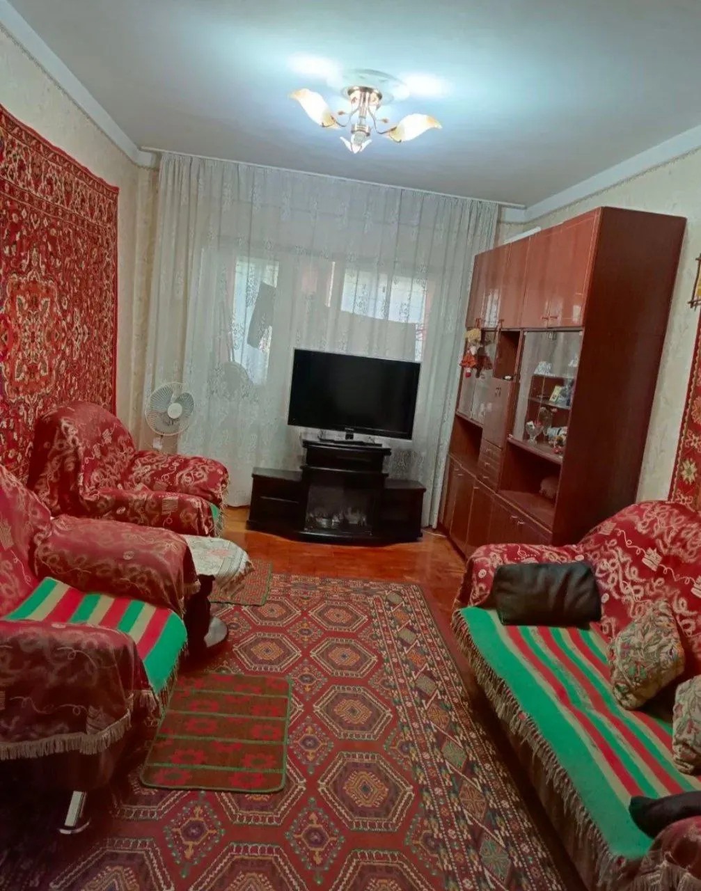 Сотилади 4 хонали квартира, 92 м², 1/5 қават — Юнусобод тумани
