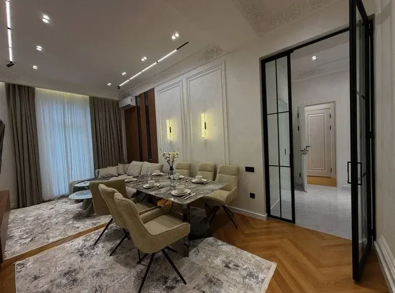 Sotiladi 4 xonali kvartira, 97 m², 4/9 qavat — Mirzo Ulugʻbek tumani