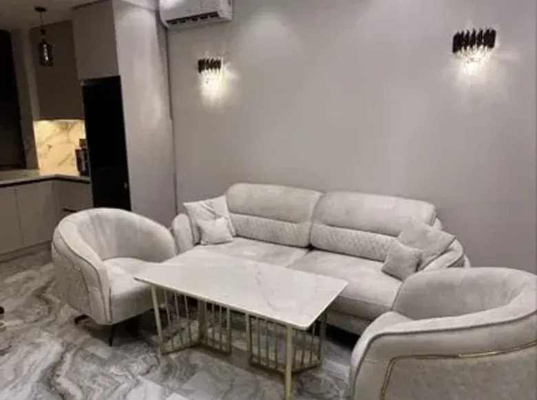 Продаётся 1-комнатная квартира, 42 м², 5/8 этаж — Яшнабадский район