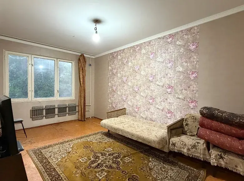 Продаётся 1-комнатная квартира, 28 м², 2/4 этаж — Яшнабадский район