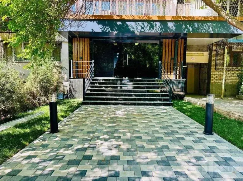 Sotiladi tijorat binosi, 150 m² — Mirzo Ulugʻbek tumani