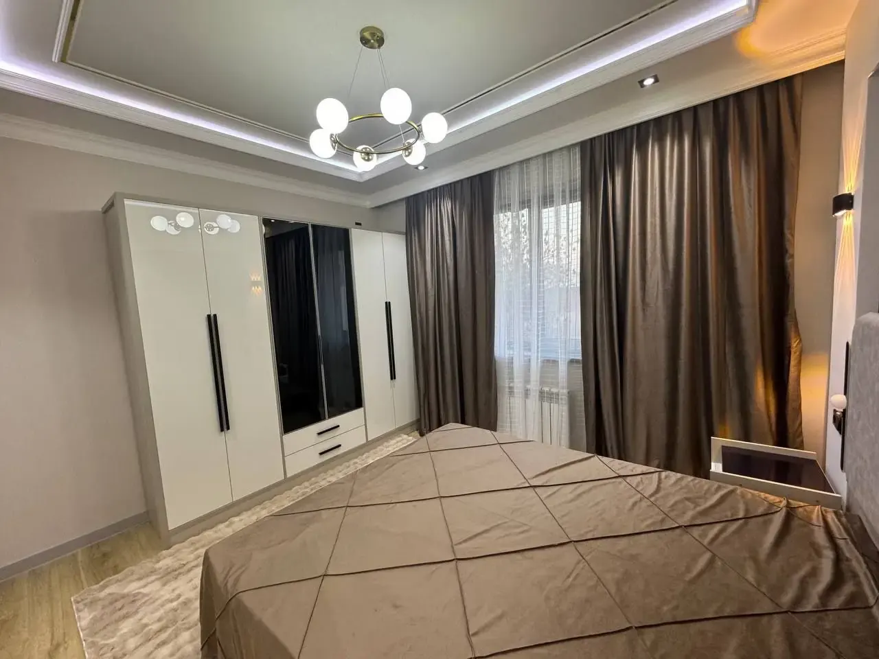 Sotiladi 4 xonali kvartira, 93 m², 4/9 qavat — Yunusobod tumani