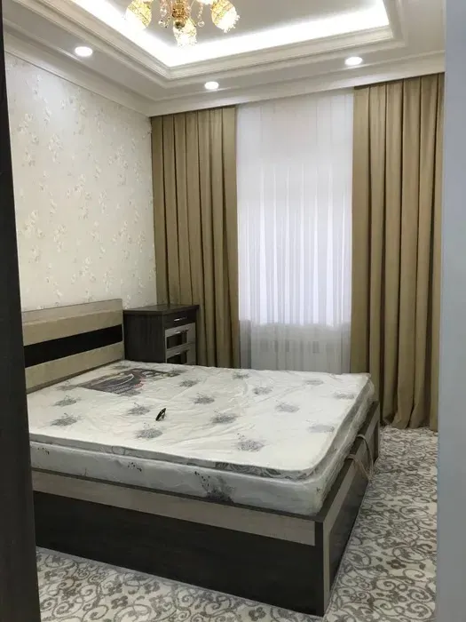 Сдаётся 4-комнатная квартира, 90 м², 1/5 этаж — Яшнабадский район