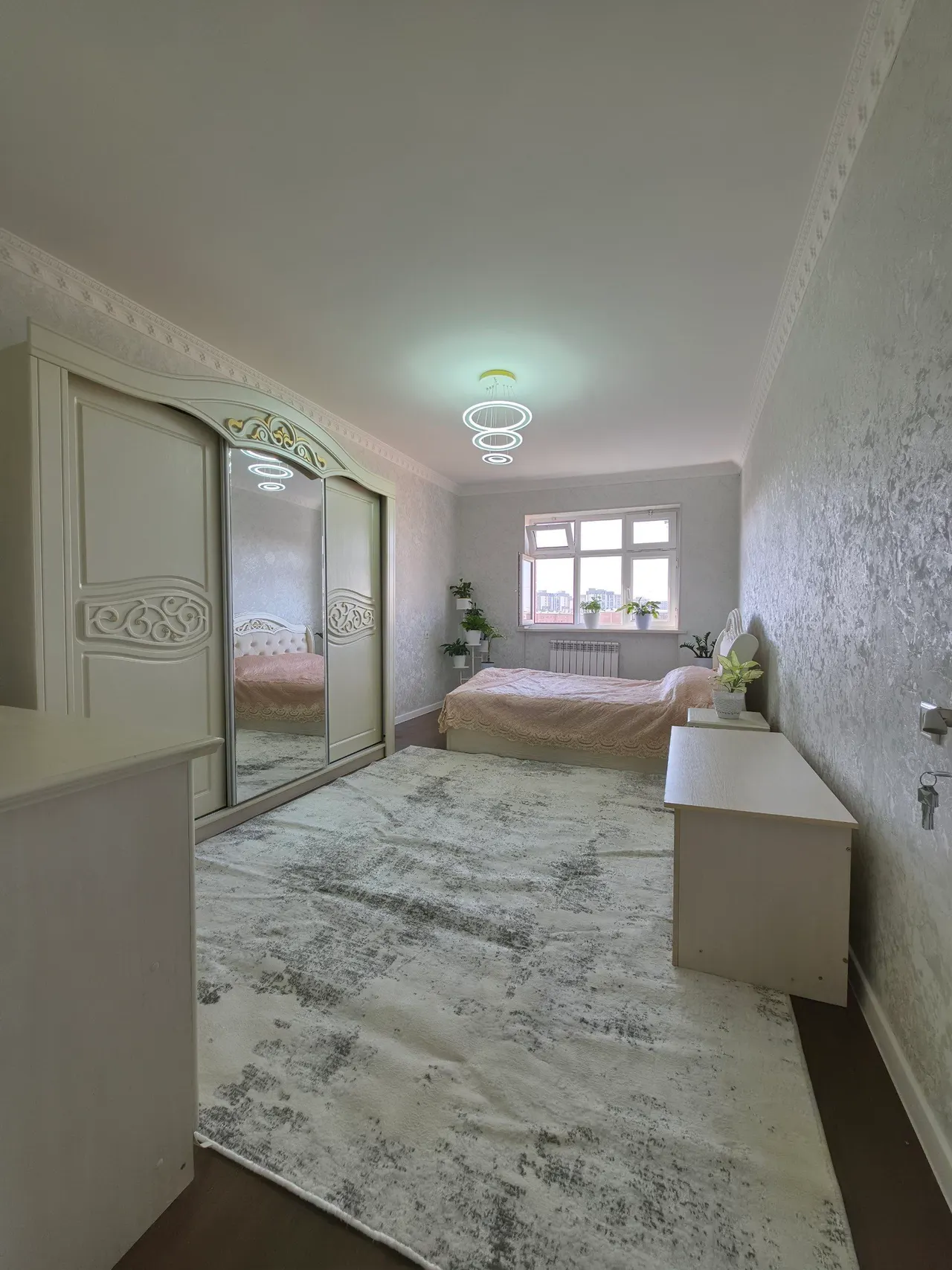 Продаётся 3-комнатная квартира, 74 м², 7/7 этаж — Янгихаётский район