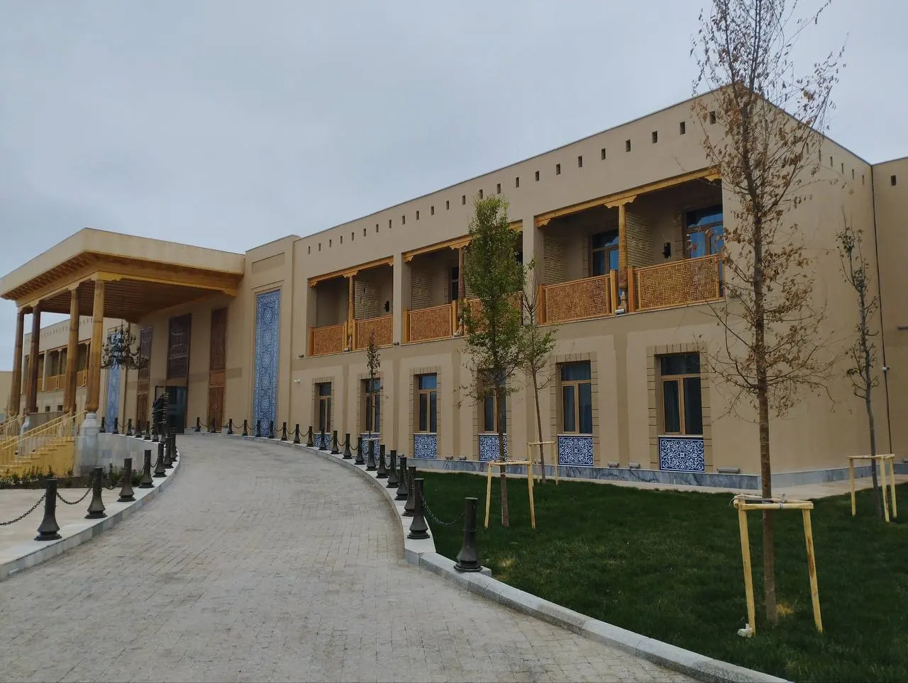 Продаётся коммерческое помещение, 5700 м² — Хива
