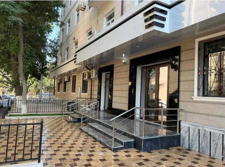 Продаётся коммерческое помещение, 354 м² — Яккасарайский район