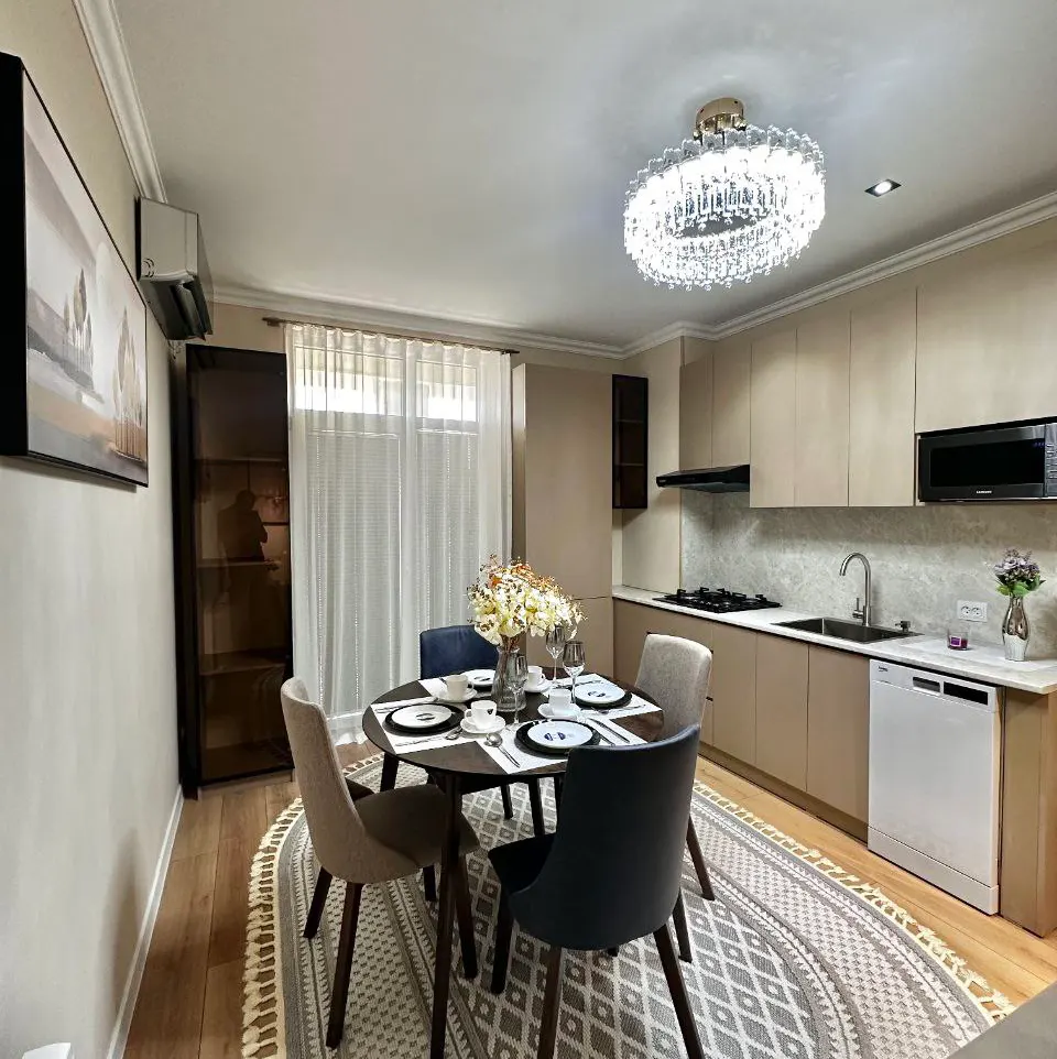 Sotiladi 2 xonali kvartira, 42 m², 5/9 qavat — Mirzo Ulugʻbek tumani