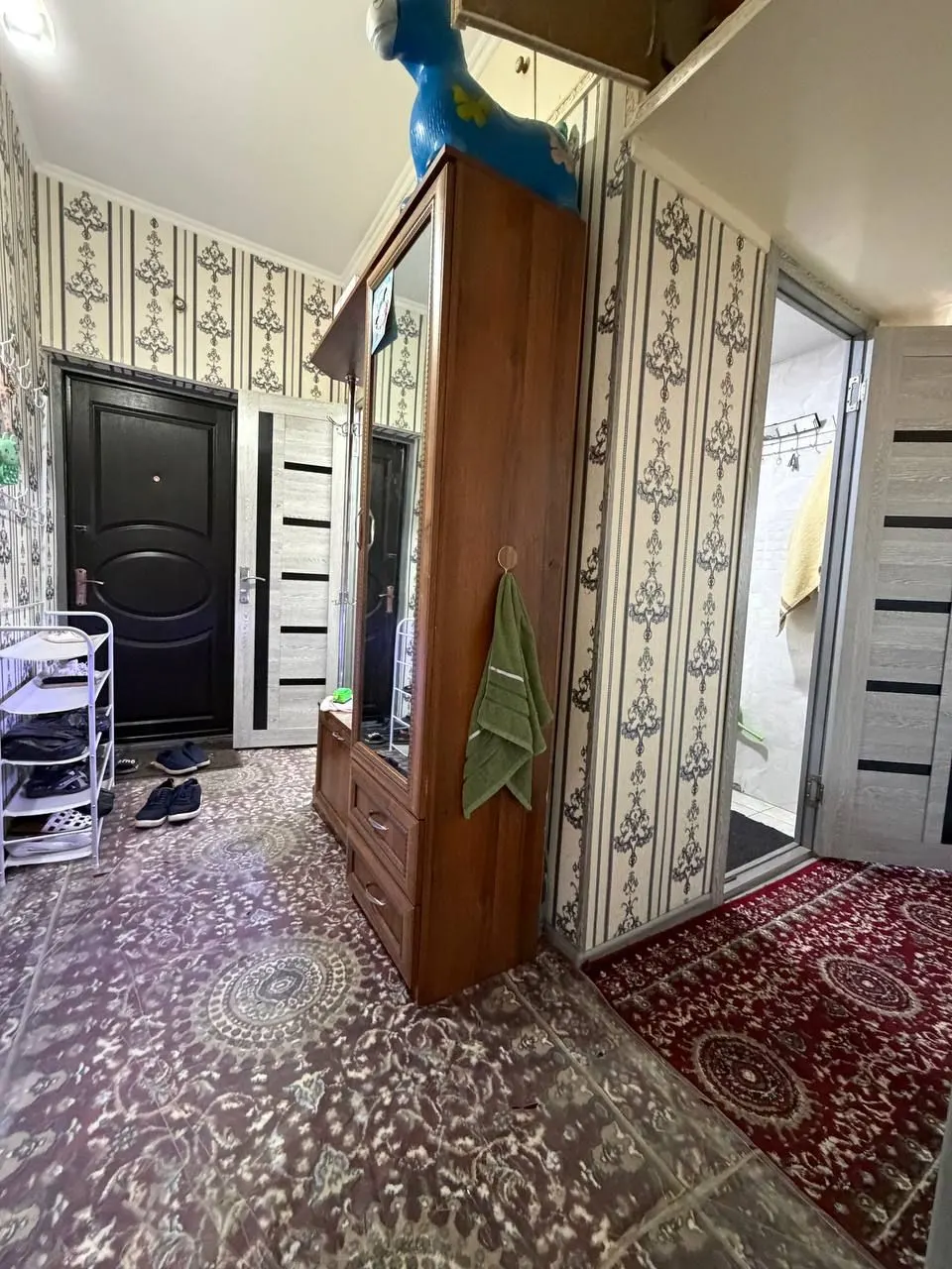 Продаётся 1-комнатная квартира, 42 м², 4/4 этаж — Яшнабадский район